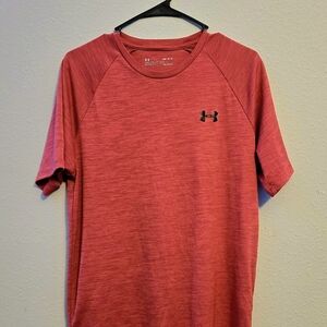Under Armour Men's Red T-Shirt‎